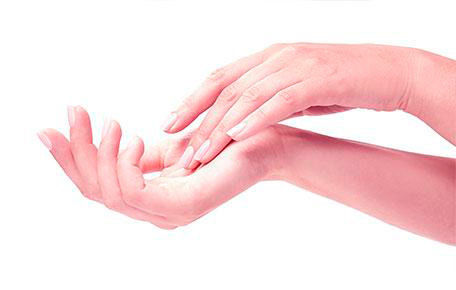 Как омолодить руки - как омолодить кожу рук в домашних условиях