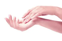 Биоревитализация кожи кистей рук